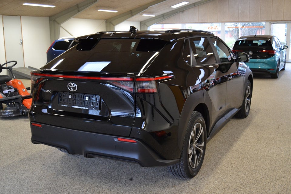 Toyota bZ4X Active 5d