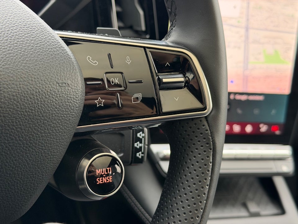 Renault Scenic E-Tech 87 Iconic 5d