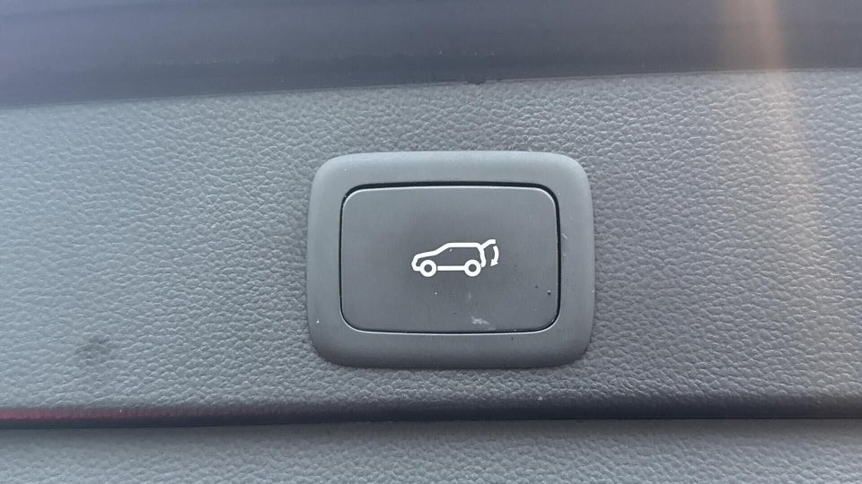 MG Marvel R Performance 5d