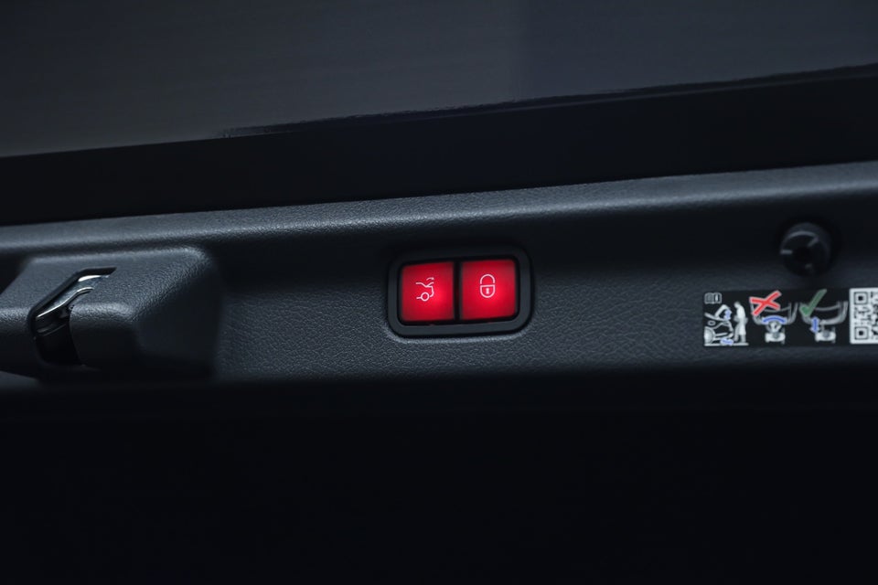 Mercedes EQE350+ AMG Line 4d