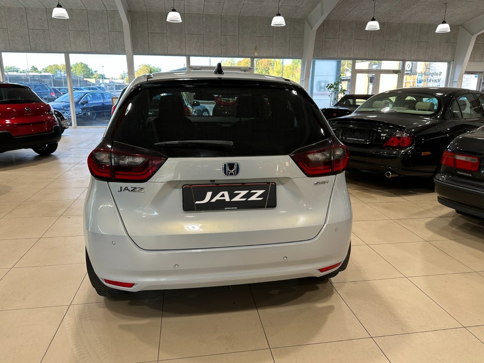 Honda Jazz 1,5 i-MMD Executive eCVT 5d