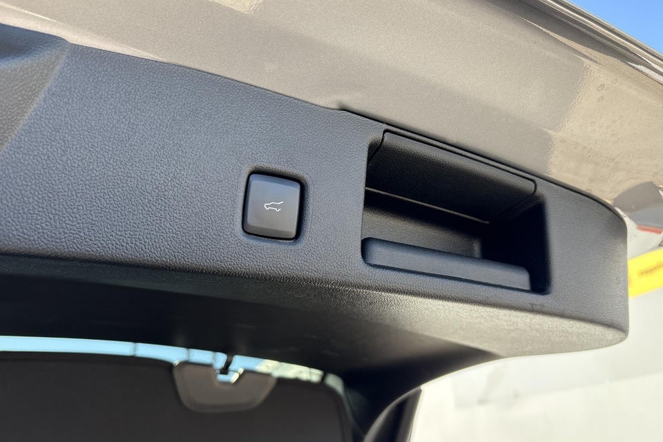 Ford Kuga 2,5 PHEV ST-Line X CVT 5d