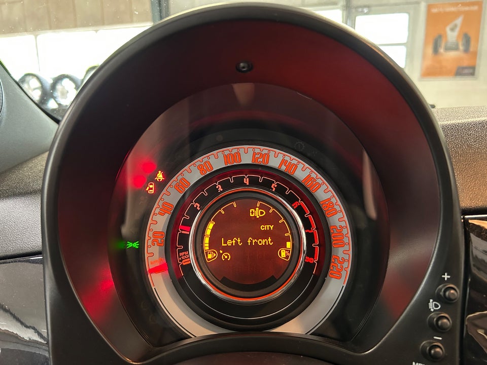 Fiat 500C 1,0 Hybrid Lounge+ 2d