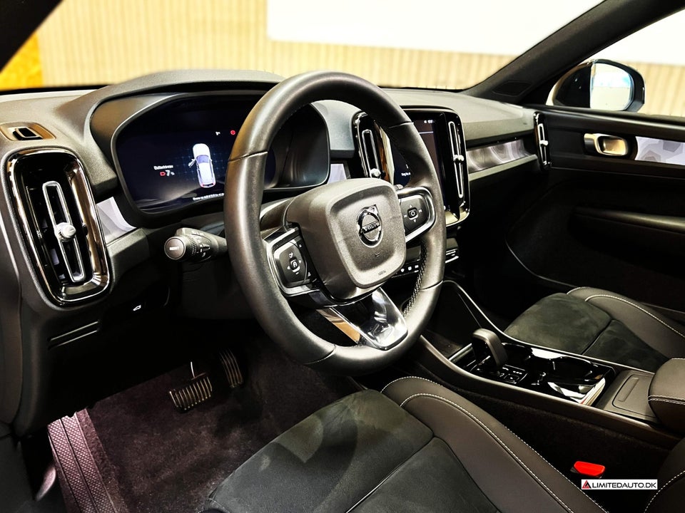 Volvo XC40 P8 ReCharge Twin Plus 5d