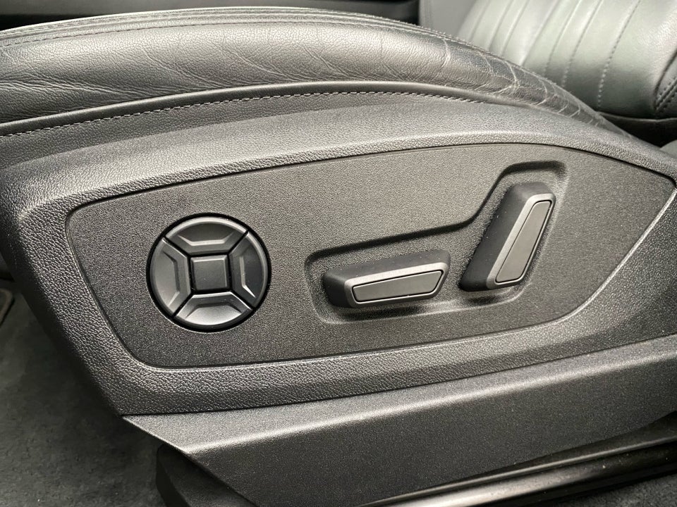 Audi e-tron 50 quattro 5d