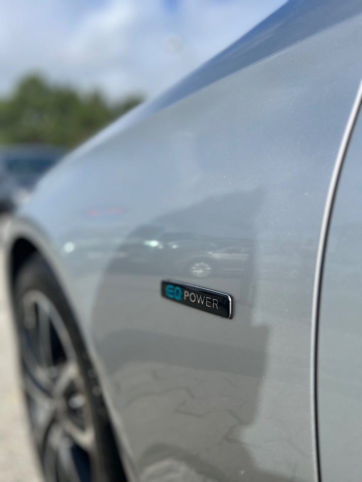 Mercedes E300 de 2,0 Avantgarde stc. aut. 5d