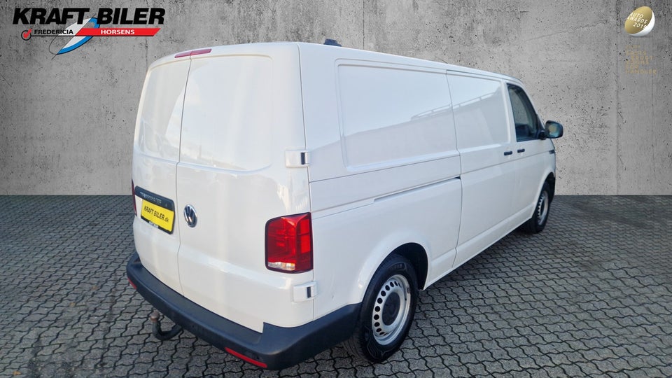 VW Transporter 2,0 TDi 110 Kassevogn lang