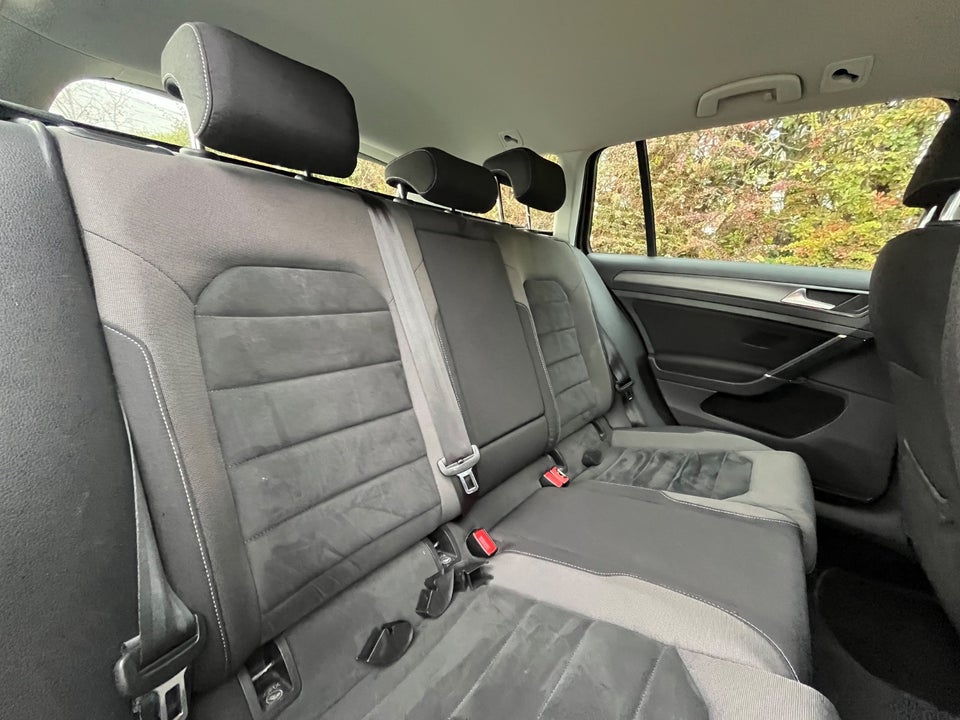 VW Golf VII 1,0 TSi 110 Comfortline Variant DSG 5d