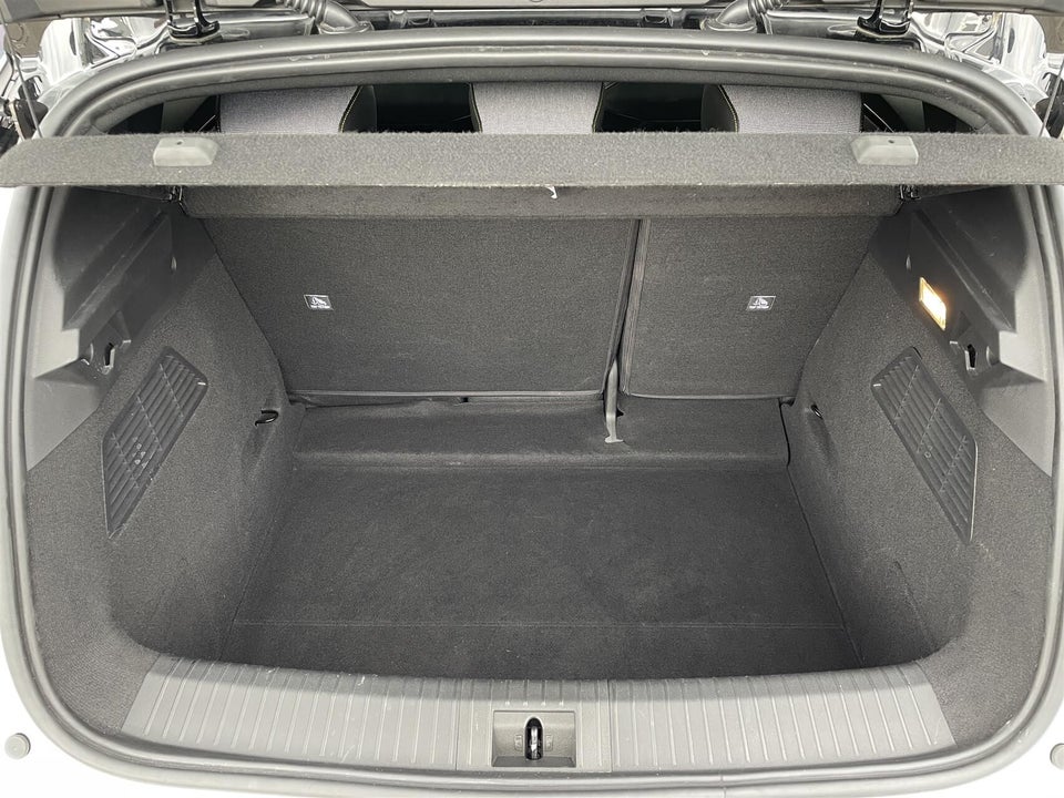Renault Megane E-Tech 60 Techno 5d