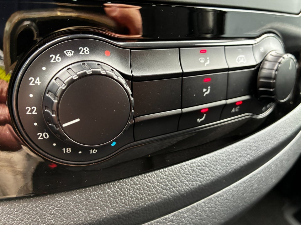 Mercedes Vito 114 2,0 CDi Kassevogn aut. L RWD