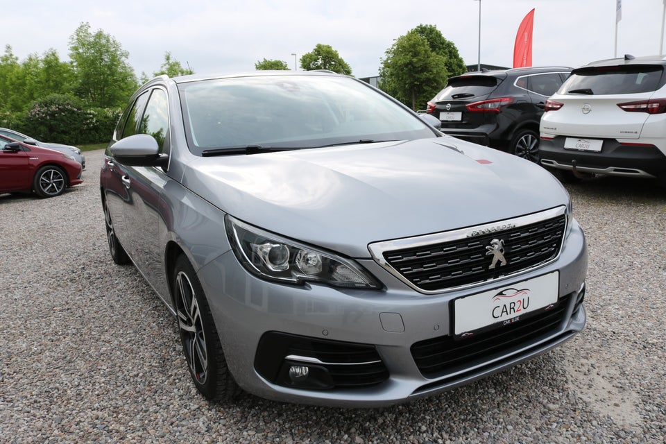 Peugeot 308 1,6 BlueHDi 120 Allure Sky SW 5d