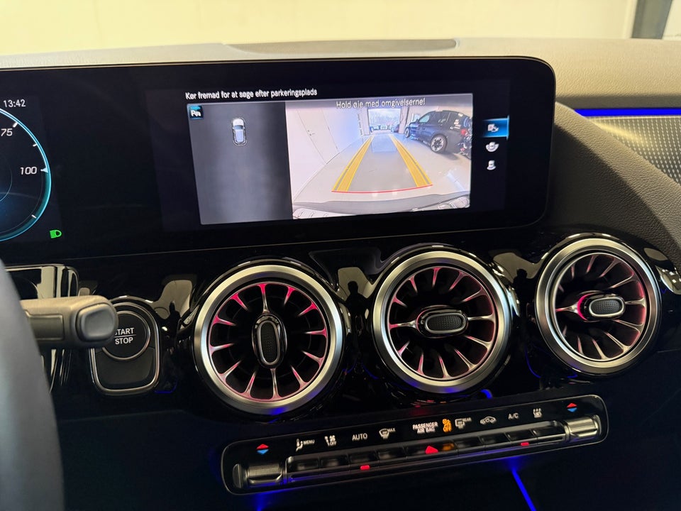 Mercedes EQA250 Progressive 5d