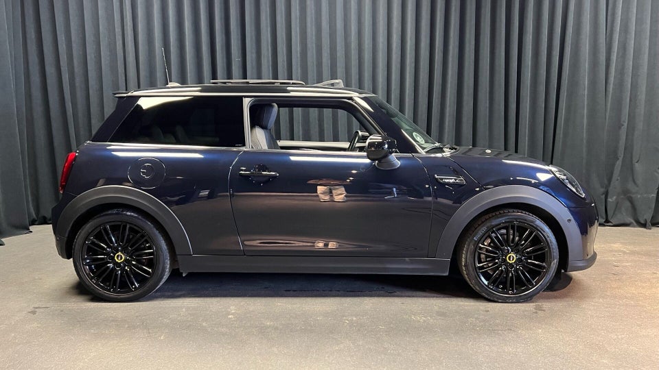 MINI Cooper SE Camden Edition 3d