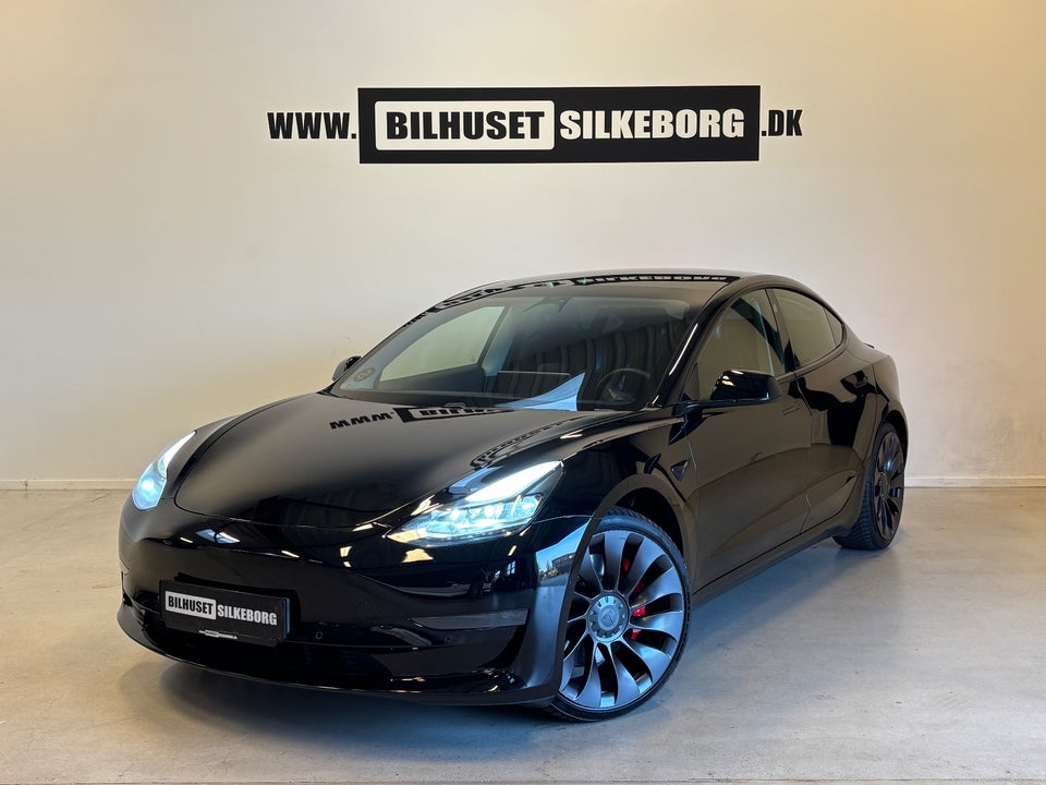 Tesla Model 3 Performance AWD 4d