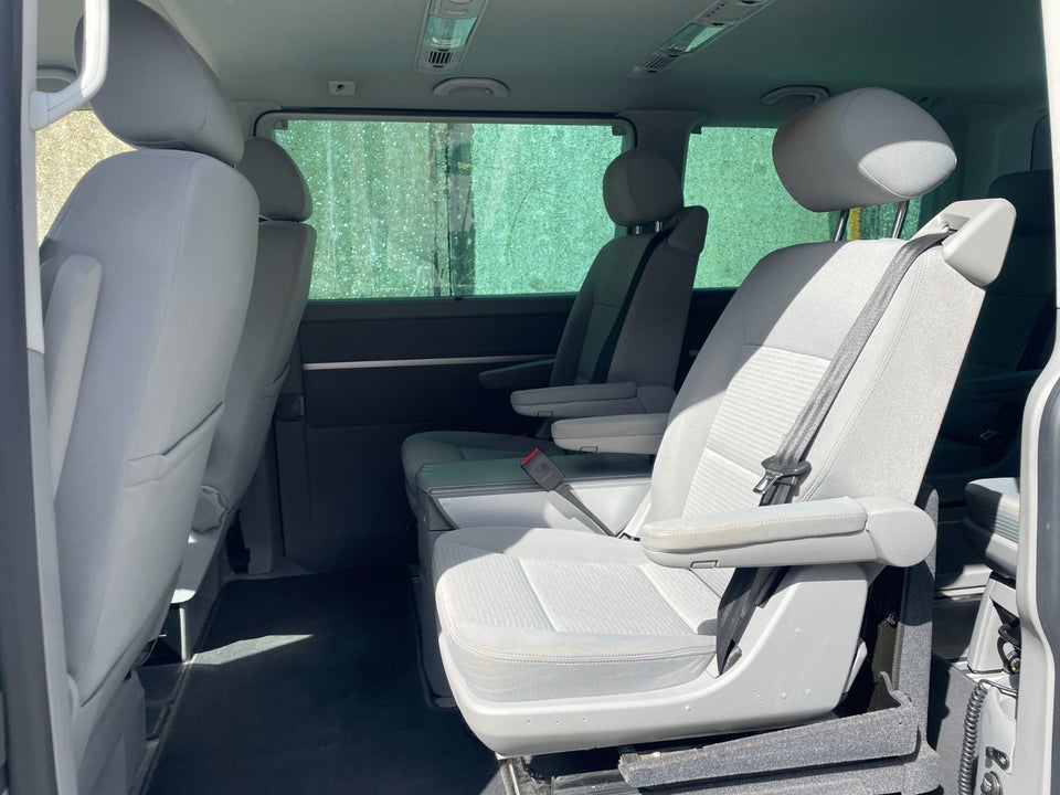 VW Multivan 2,0 TDi 114 Comfortline kort BMT 4d