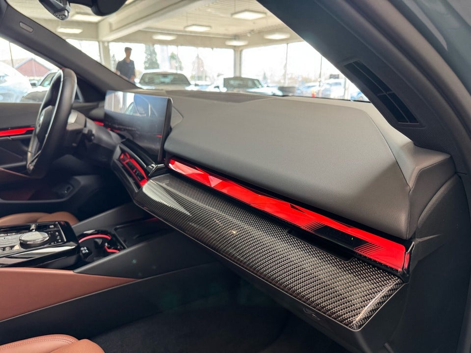 BMW i5 M60 Touring xDrive 5d