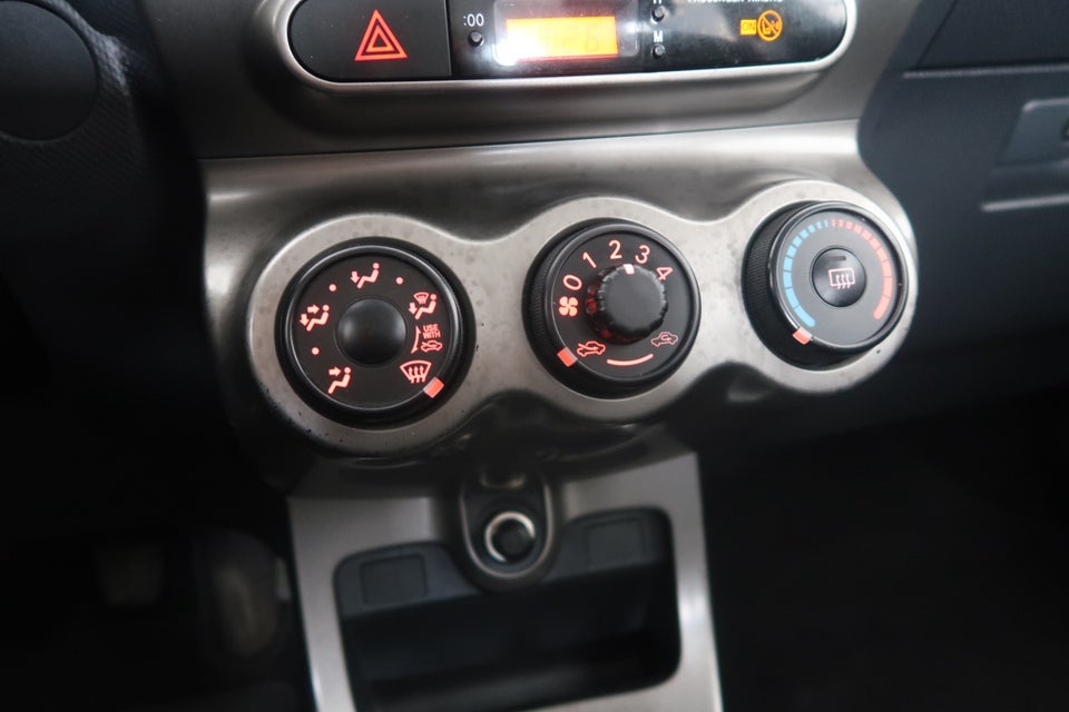 Toyota Urban Cruiser 1,3 VVT-i T1 5d
