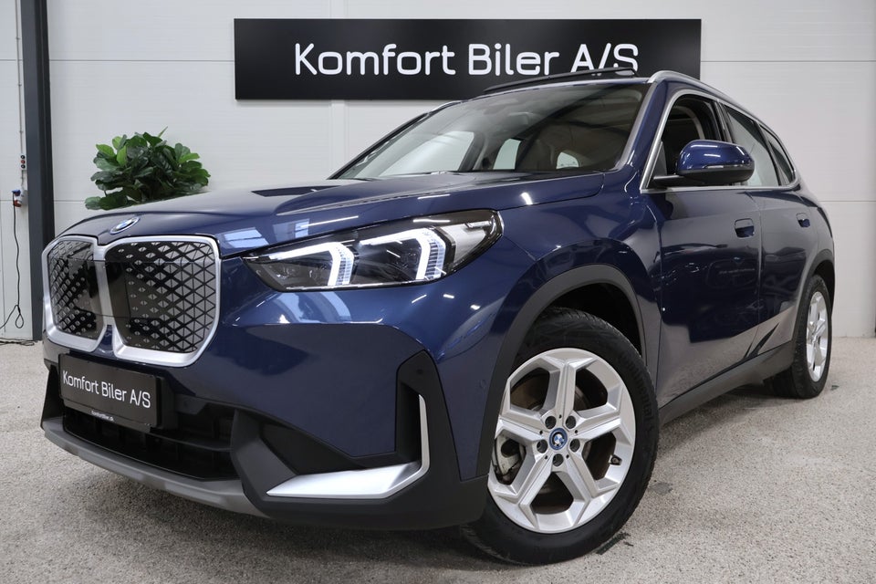 BMW iX1 xDrive30 X-Line 5d