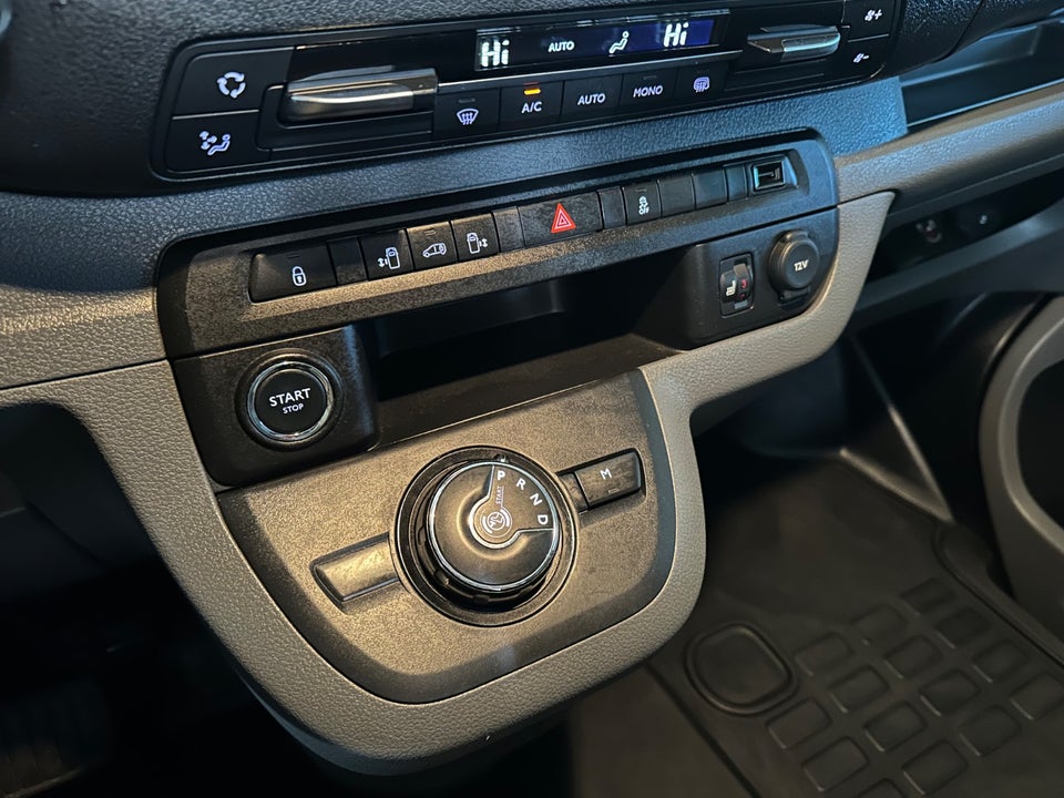 Peugeot Expert 2,0 BlueHDi 180 L2 Ultimate EAT6 Van