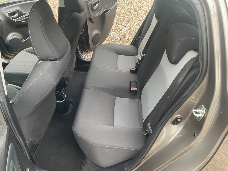 Toyota Yaris 1,5 VVT-iE T2 Premium 5d