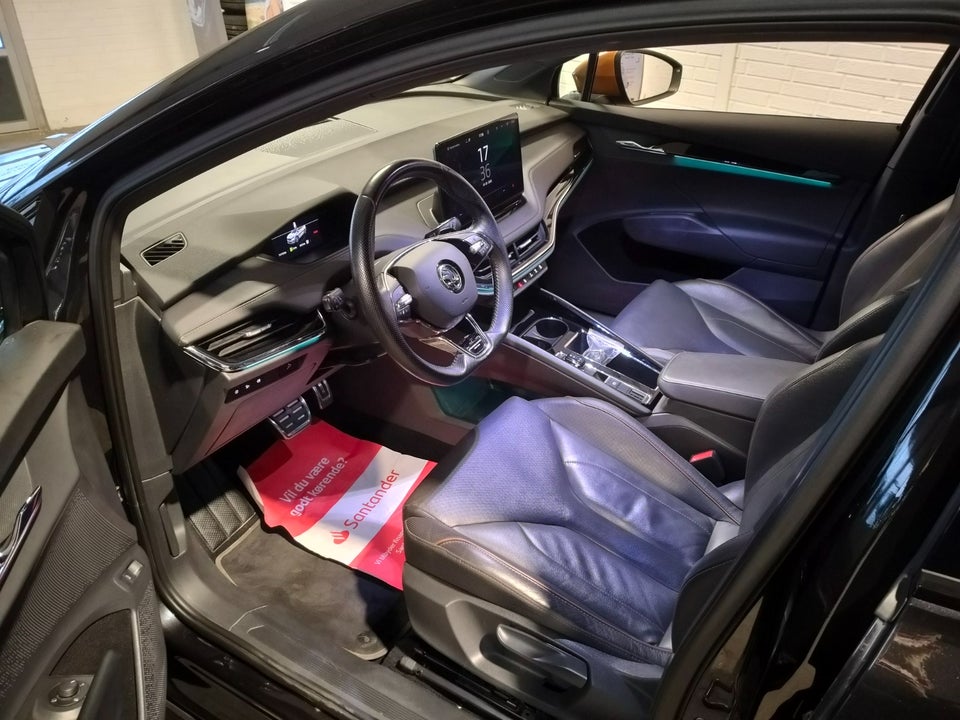 Skoda Enyaq 80 iV Founders Edition 5d
