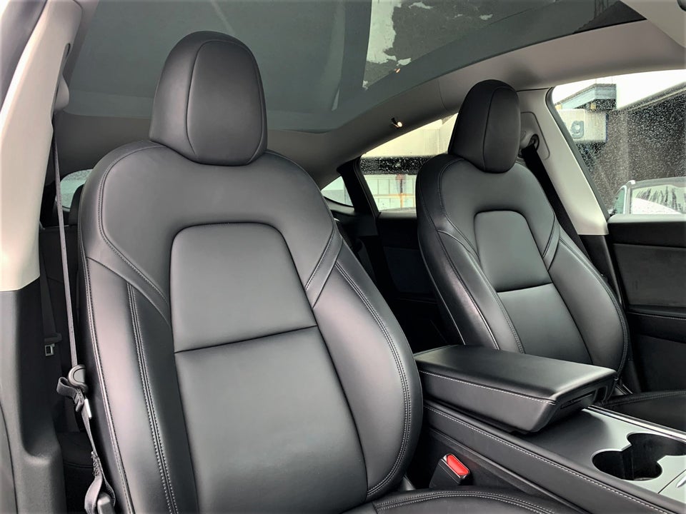 Tesla Model Y Long Range AWD 5d