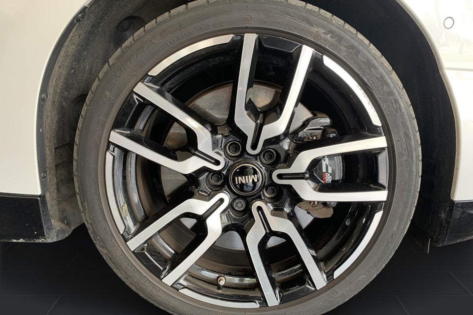 MINI Cooper SE JCW Trim XL 3d