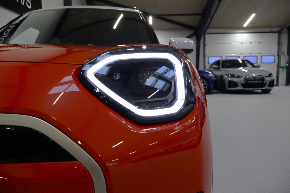 MINI Aceman E Favoured Trim M 5d