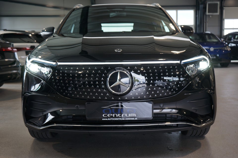 Mercedes EQA300 AMG Line 4Matic 5d