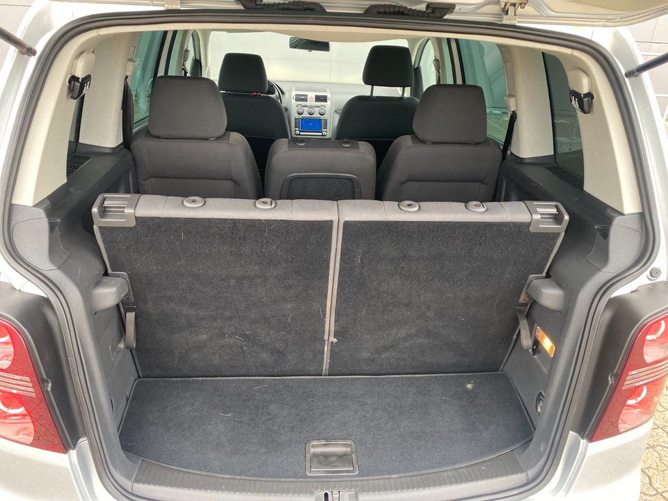 VW Touran 2,0 TDi 170 Highline DSG 5d