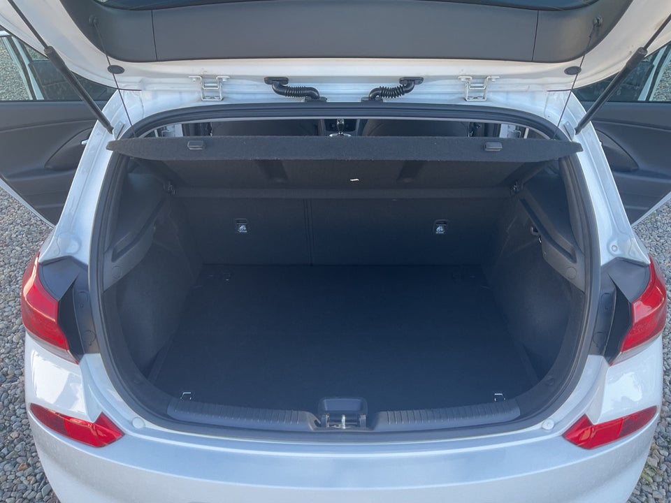 Hyundai i30 1,0 T-GDi Life 5d