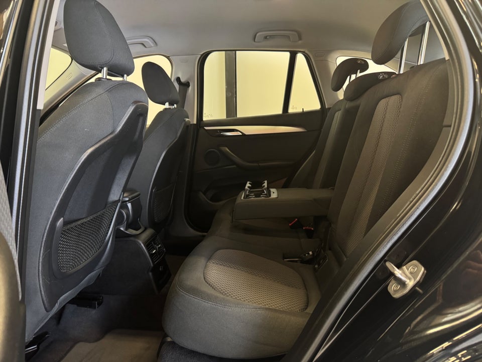 BMW X1 2,0 sDrive18d Advantage aut. 5d