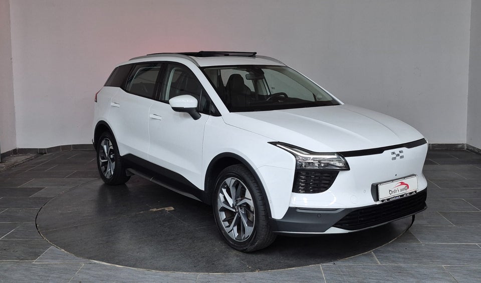 Aiways U5 Premium 5d