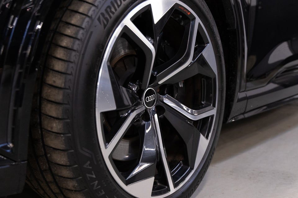 Audi e-tron S Sportback quattro 5d