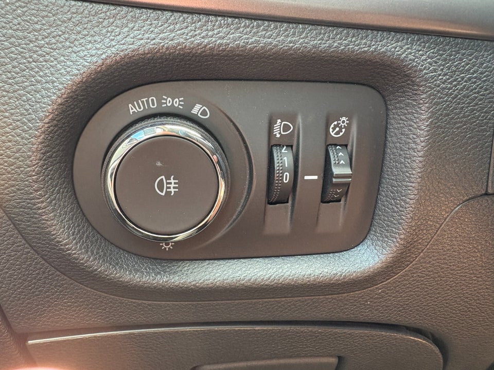 Opel Astra 1,0 T 105 Enjoy Sports Tourer 5d