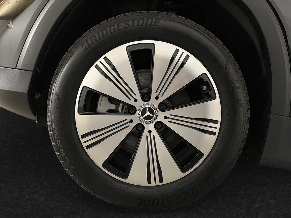 Mercedes EQB300 Progressive 4Matic 7prs 5d