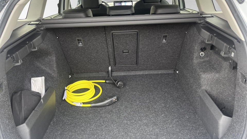 Skoda Enyaq 85 iV Premium 5d