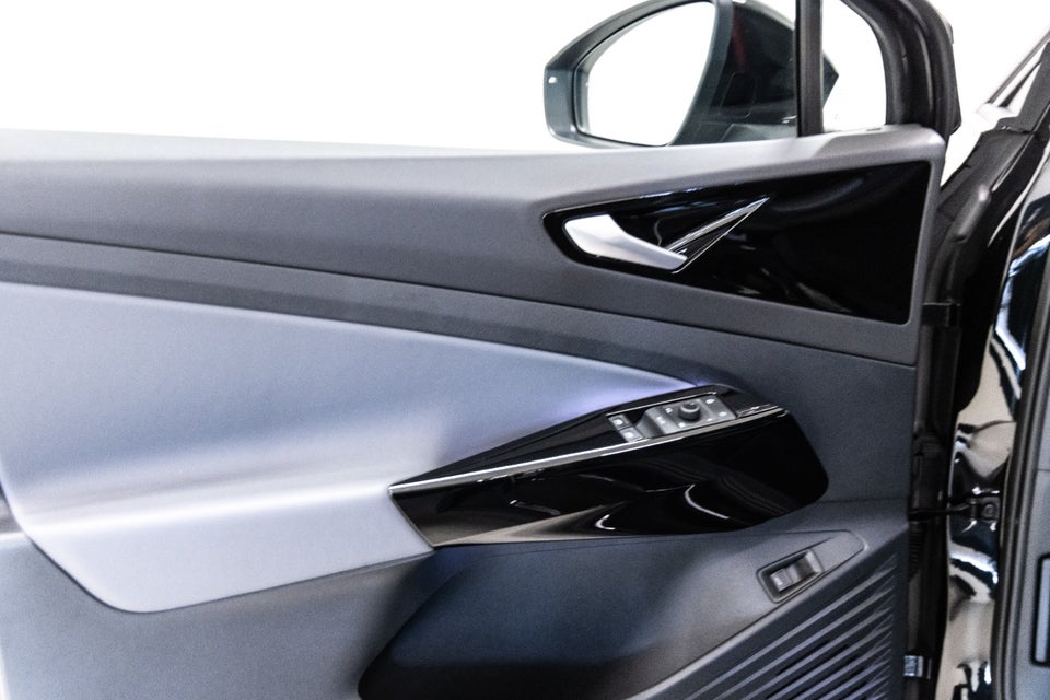 VW ID.4 77 Style 4Motion 5d