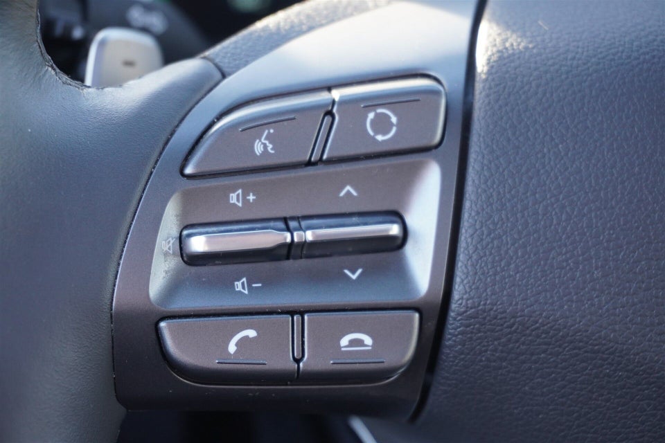 Hyundai Ioniq 1,6 PHEV Premium+ DCT 5d