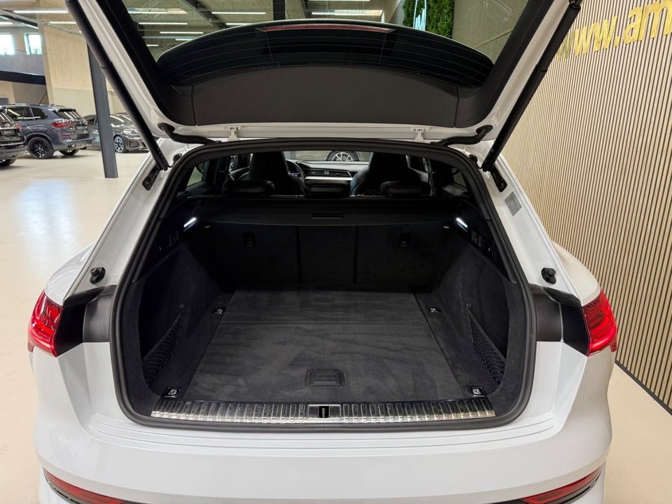 Audi e-tron 55 S-line quattro 5d