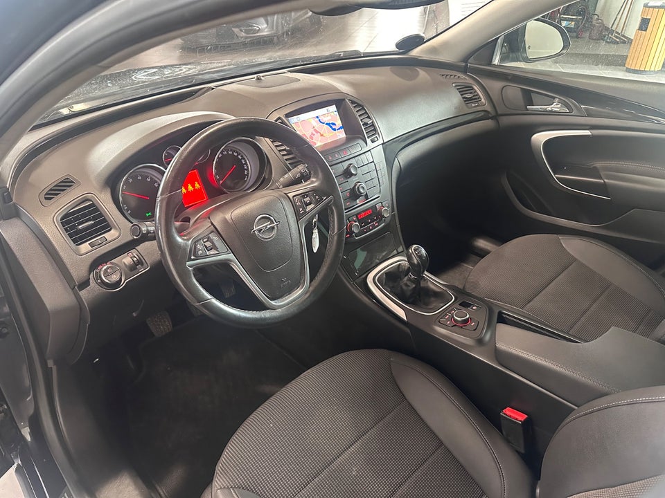 Opel Insignia 1,4 T 140 Cosmo Sports Tourer eco 5d