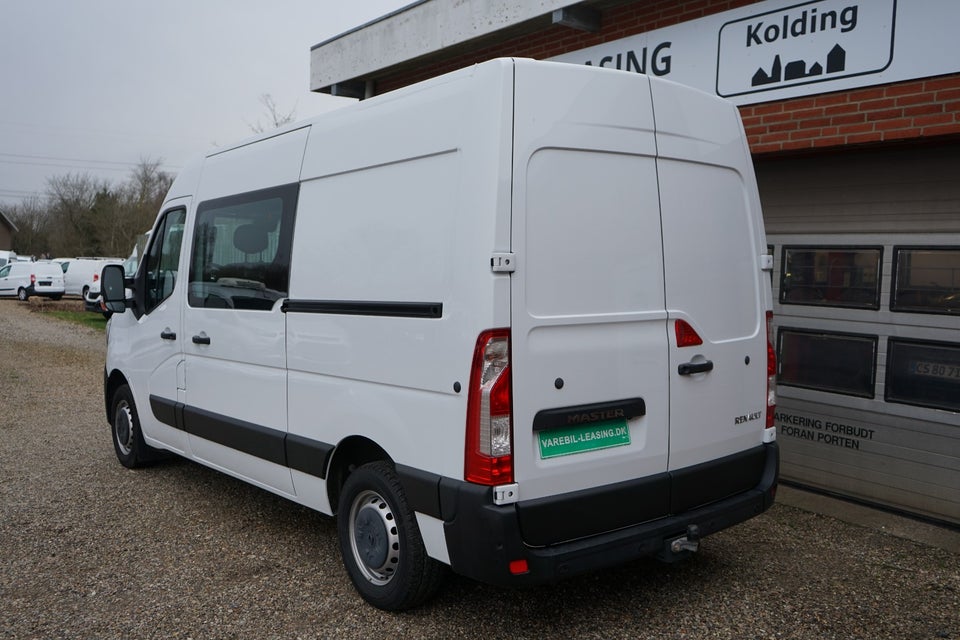 Renault Master IV T35 2,3 dCi 150 L2H2 Kassevogn