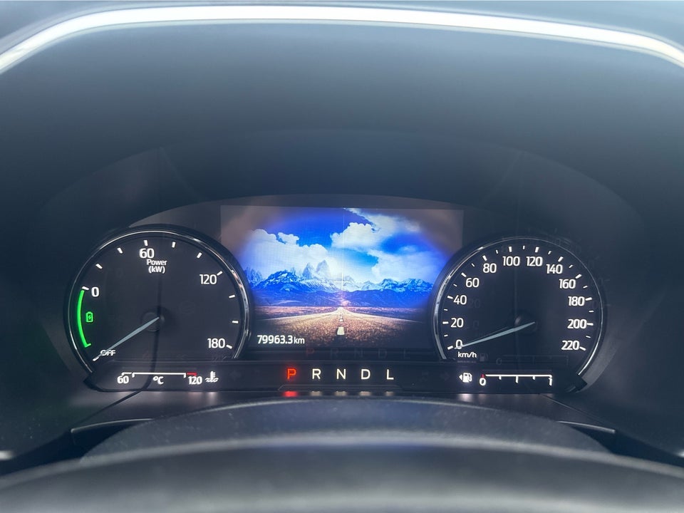 Ford Kuga 2,5 PHEV Titanium CVT 5d