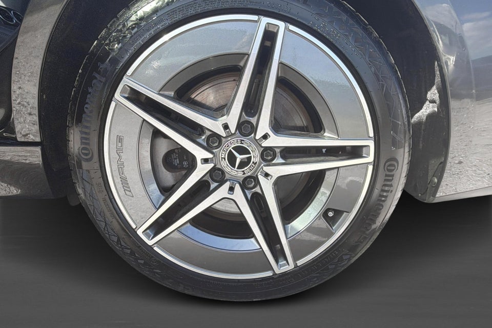 Mercedes C300 e 2,0 AMG Line stc. aut. 5d