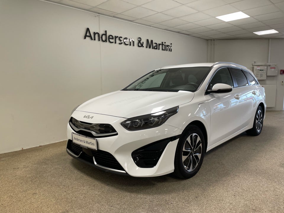 Kia Ceed 1,6 PHEV Prestige SW DCT 5d