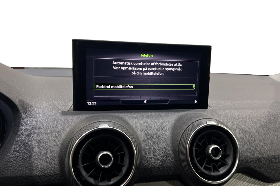 Audi Q2 35 TFSi Prestige S-tr. 5d