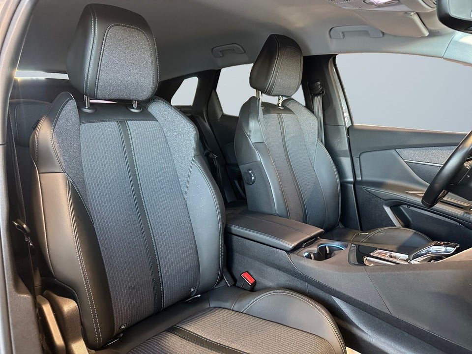 Peugeot 3008 1,6 Hybrid Allure Pack EAT8 5d