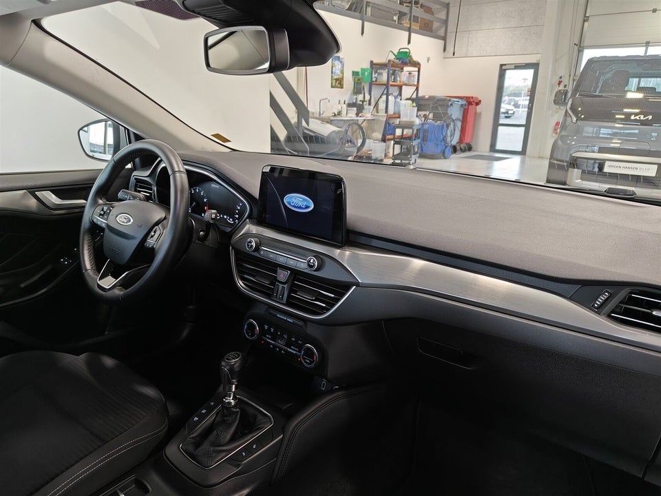 Ford Focus 1,0 EcoBoost Titanium 5d