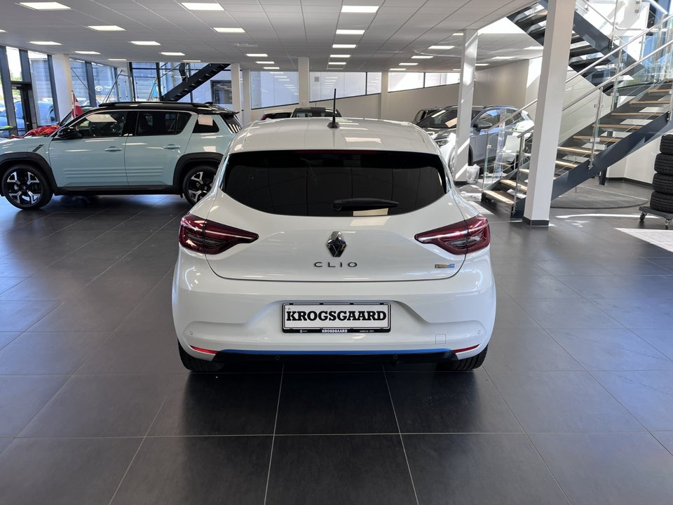 Renault Clio V 1,6 E-Tech Intens 5d