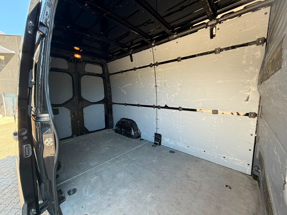 Mercedes Sprinter 214 2,2 CDi A2 Kassevogn FWD